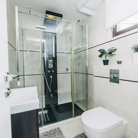 Lejlighed Luxury 3 Story House- View SJJ